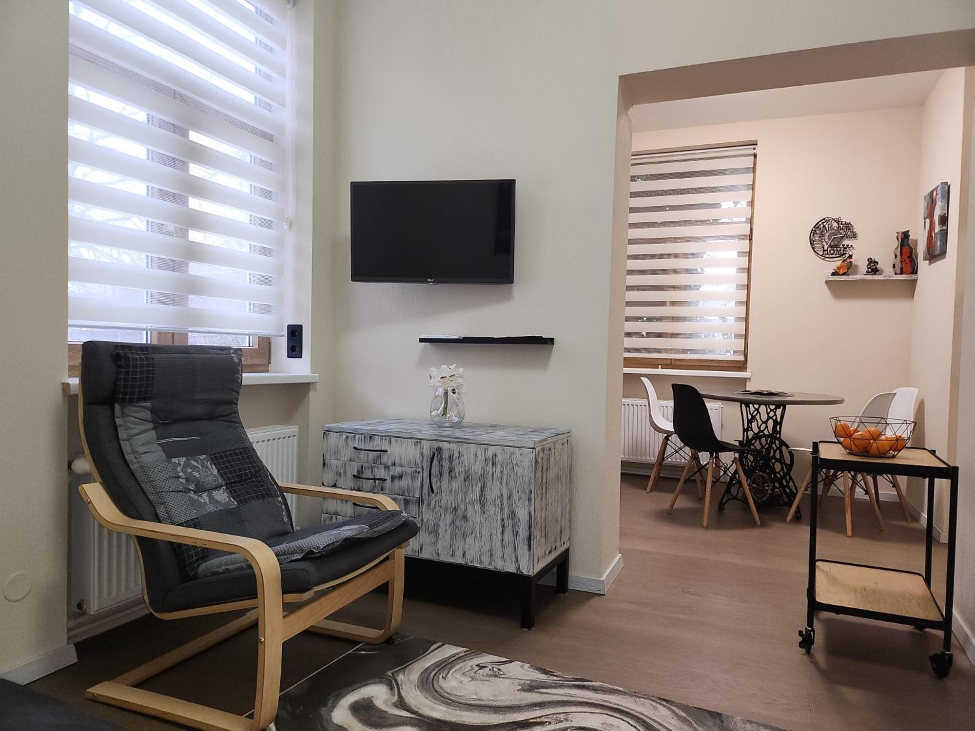 Seapark With Private Entrance And Parking Apartment Liepaja