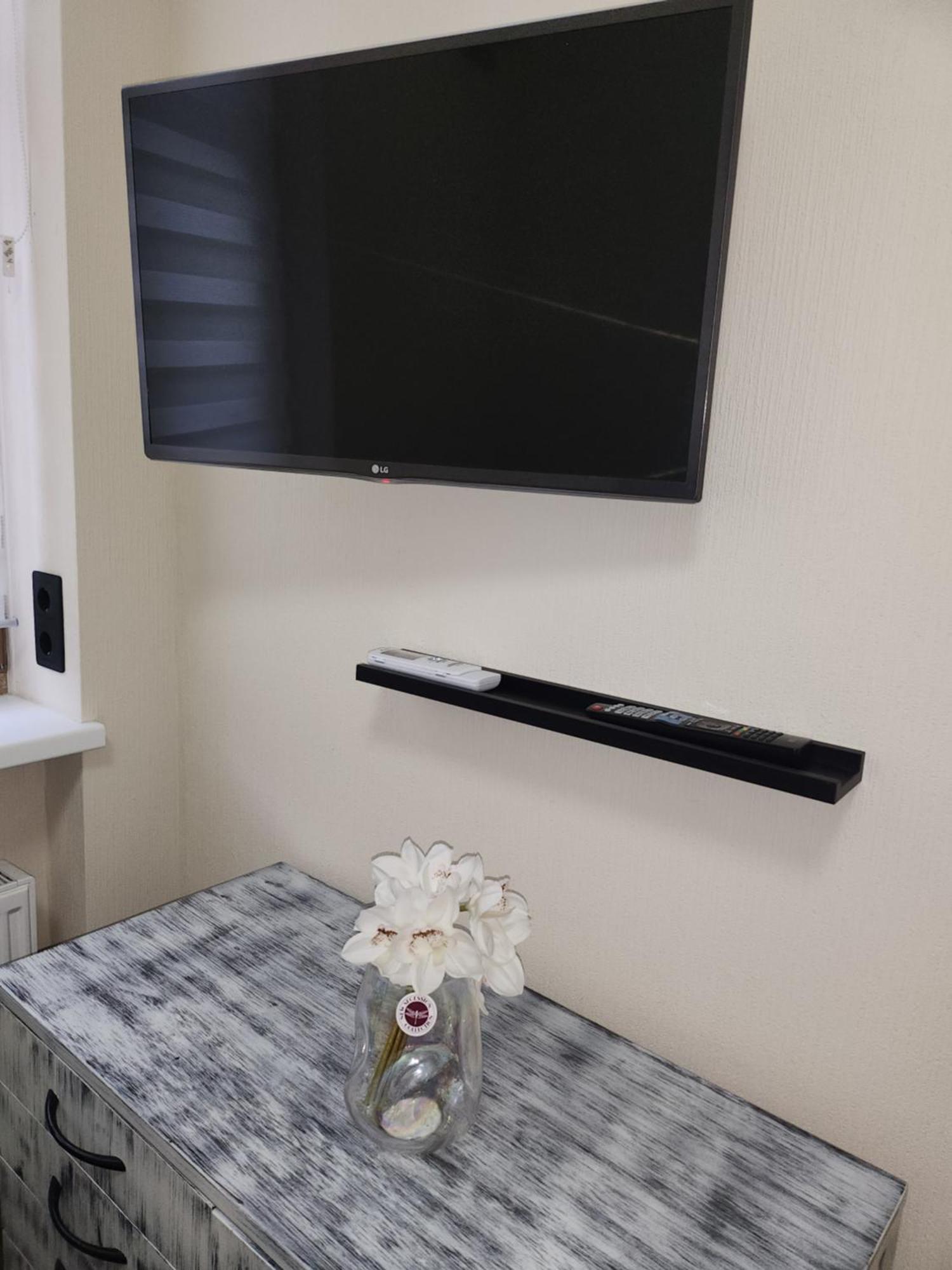 Seapark With Private Entrance And Parking Liepaja
